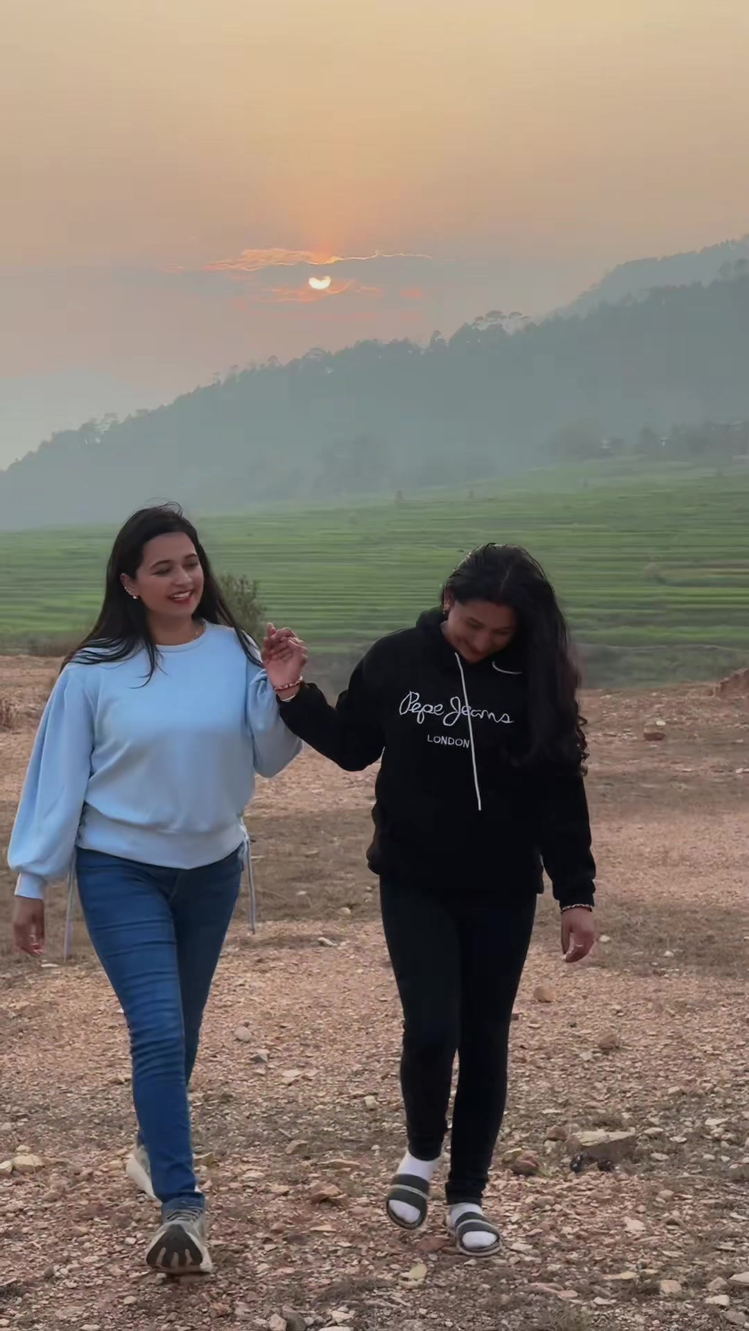 @-म-म-ता🦋