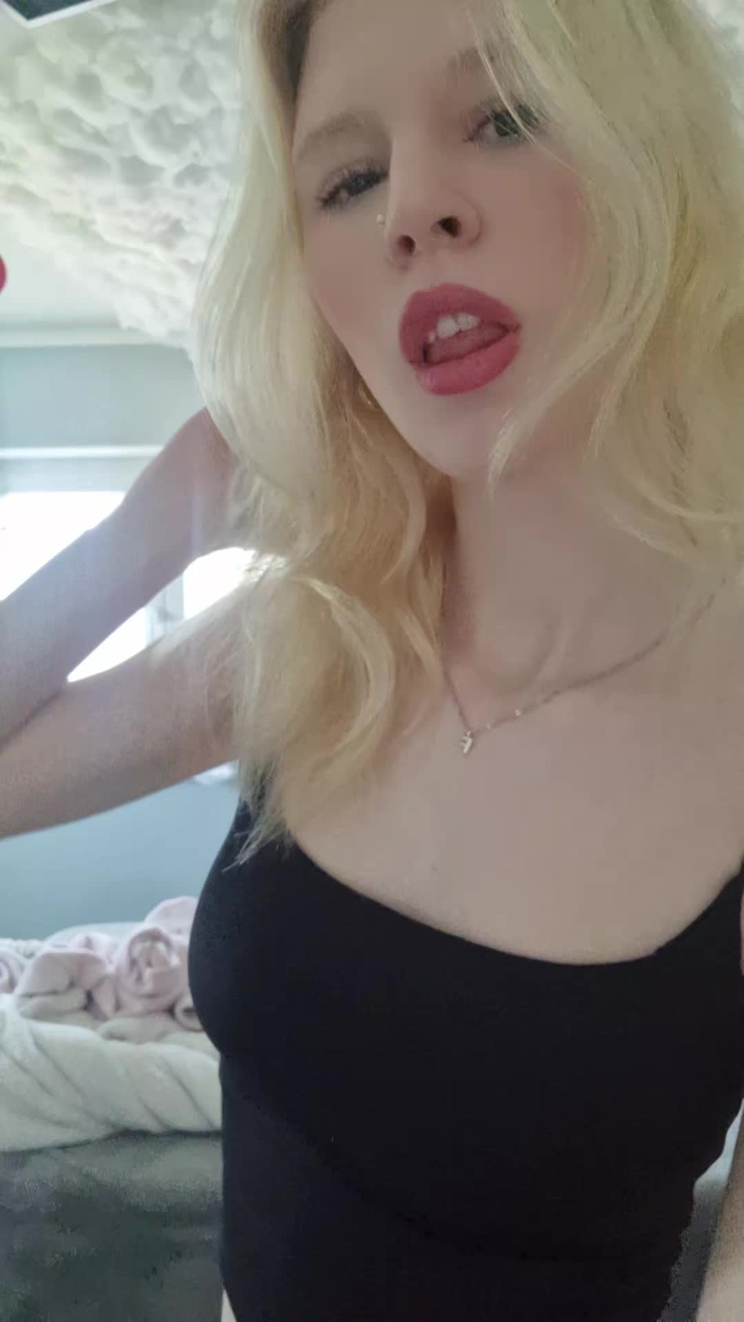 @leaslife18