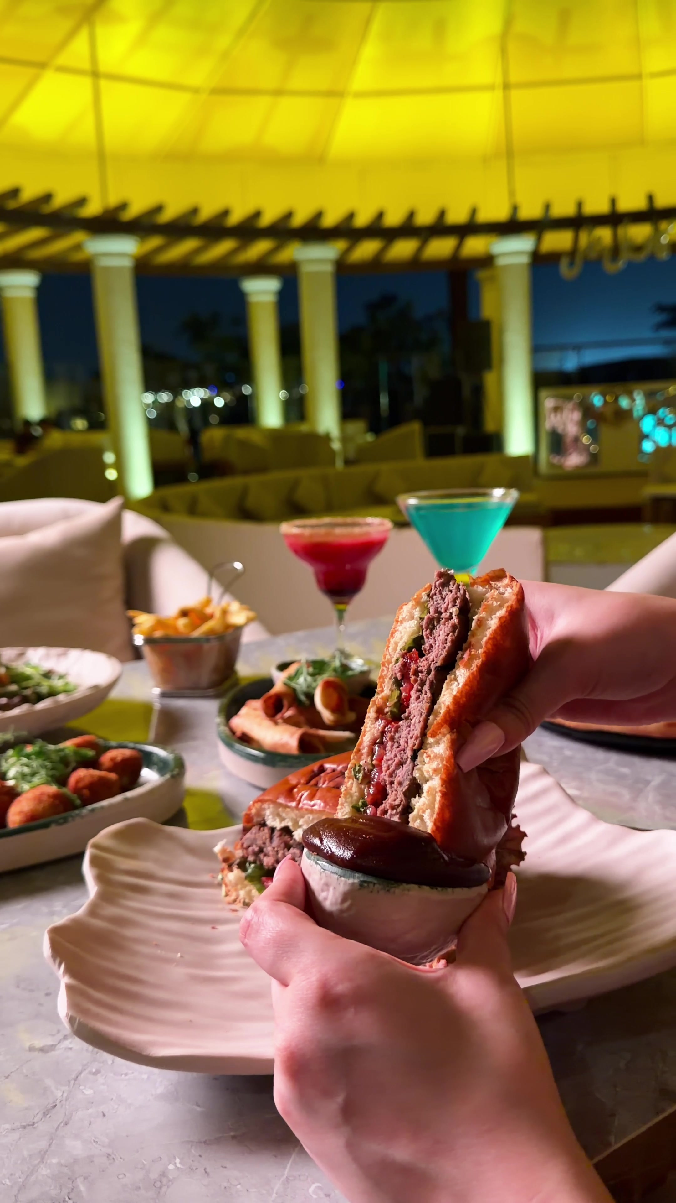 @Kanzel Restaurant & Lounge