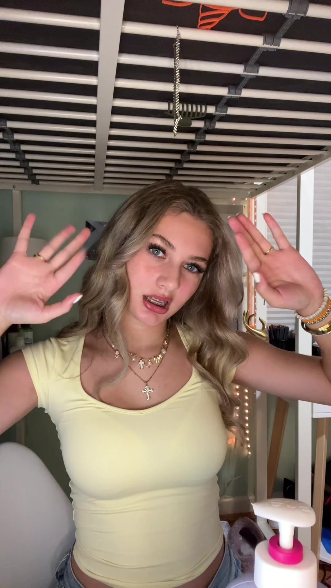 @Ellie