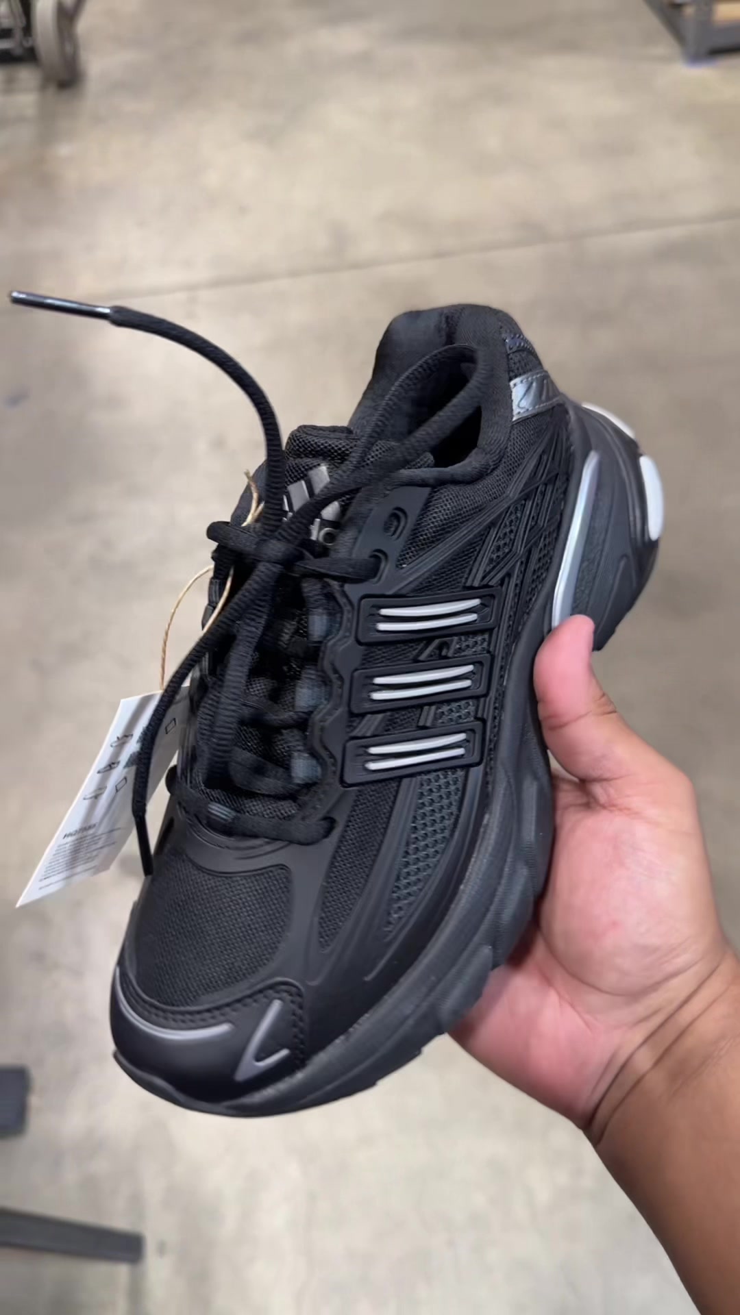 @Trending Sneakers