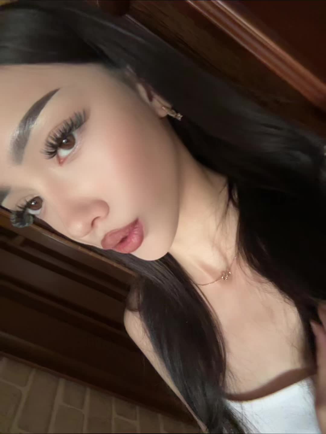 @viktorii