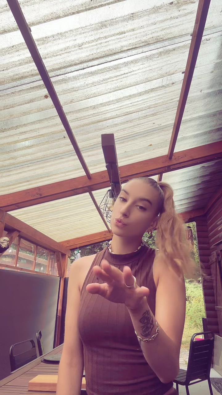 @Élęa.👄🦋