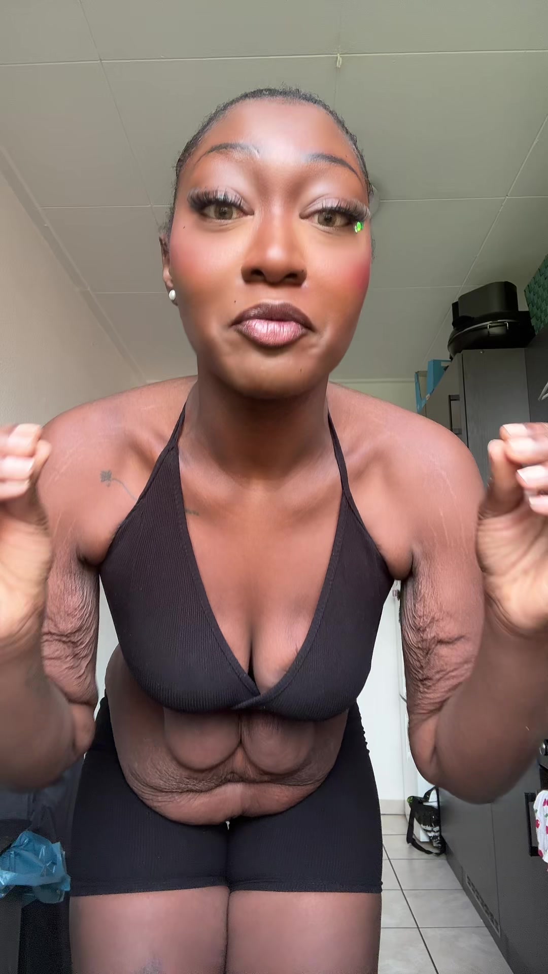@Enoaboraa