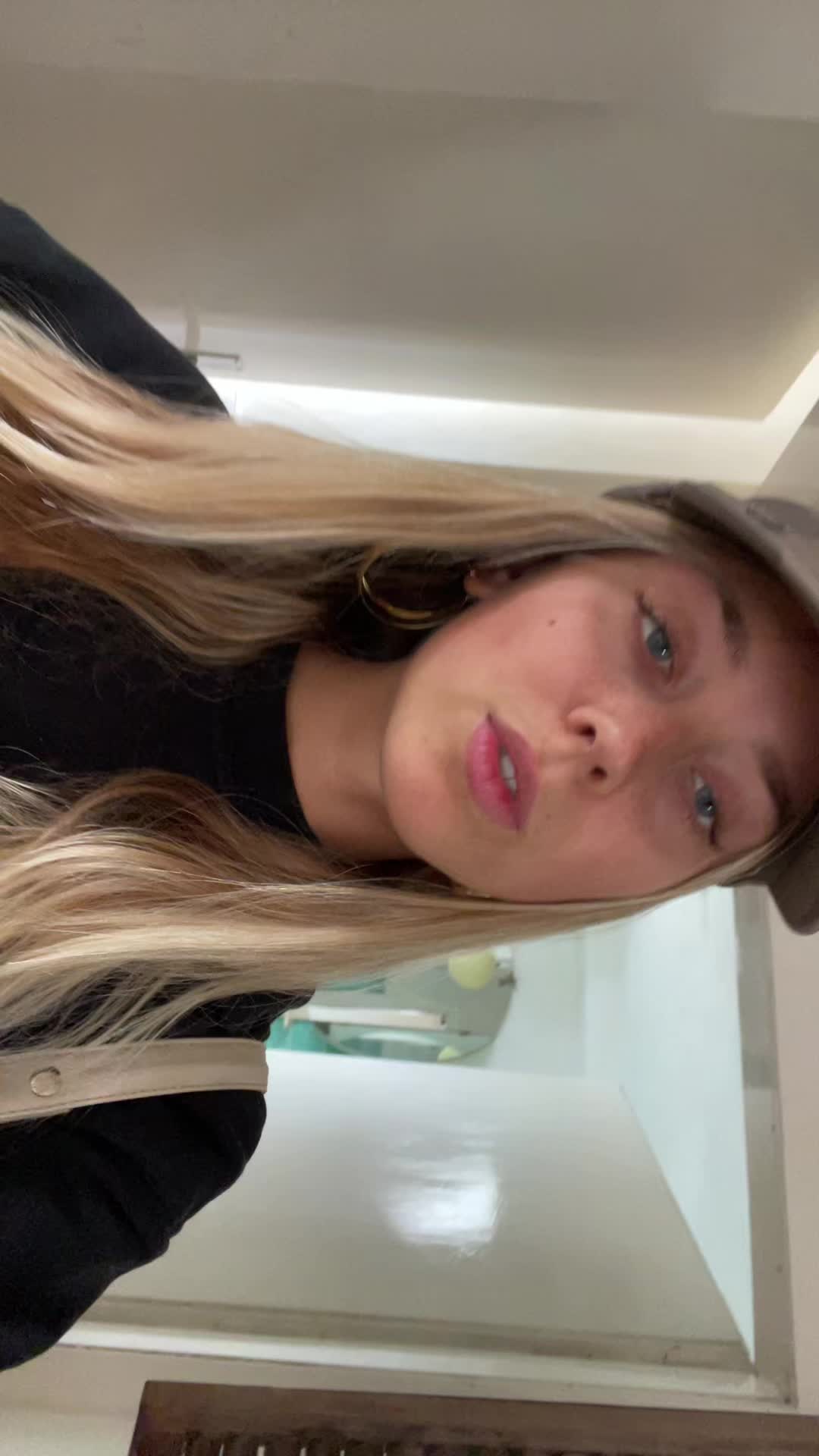 @coralie