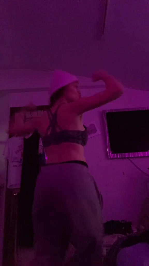 @TheVandyVibe