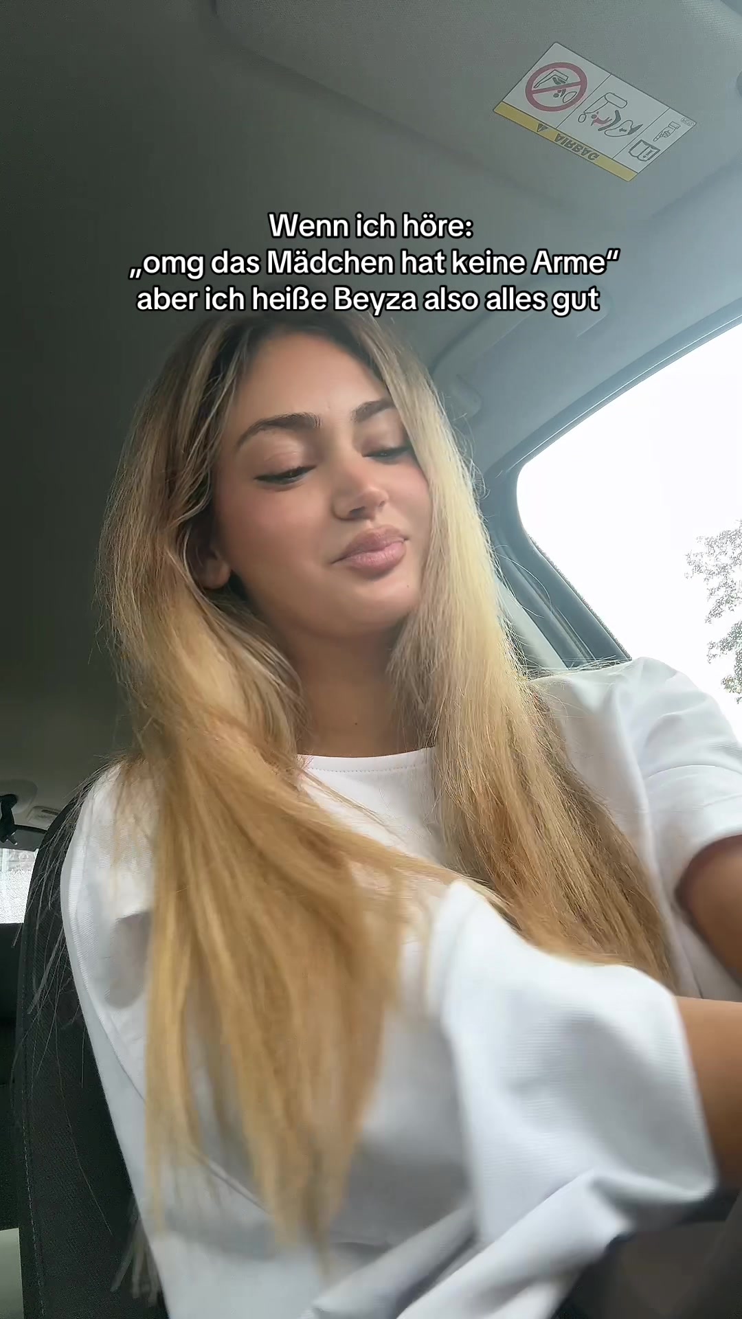 @Beyza Mokka &bull; Robogirl