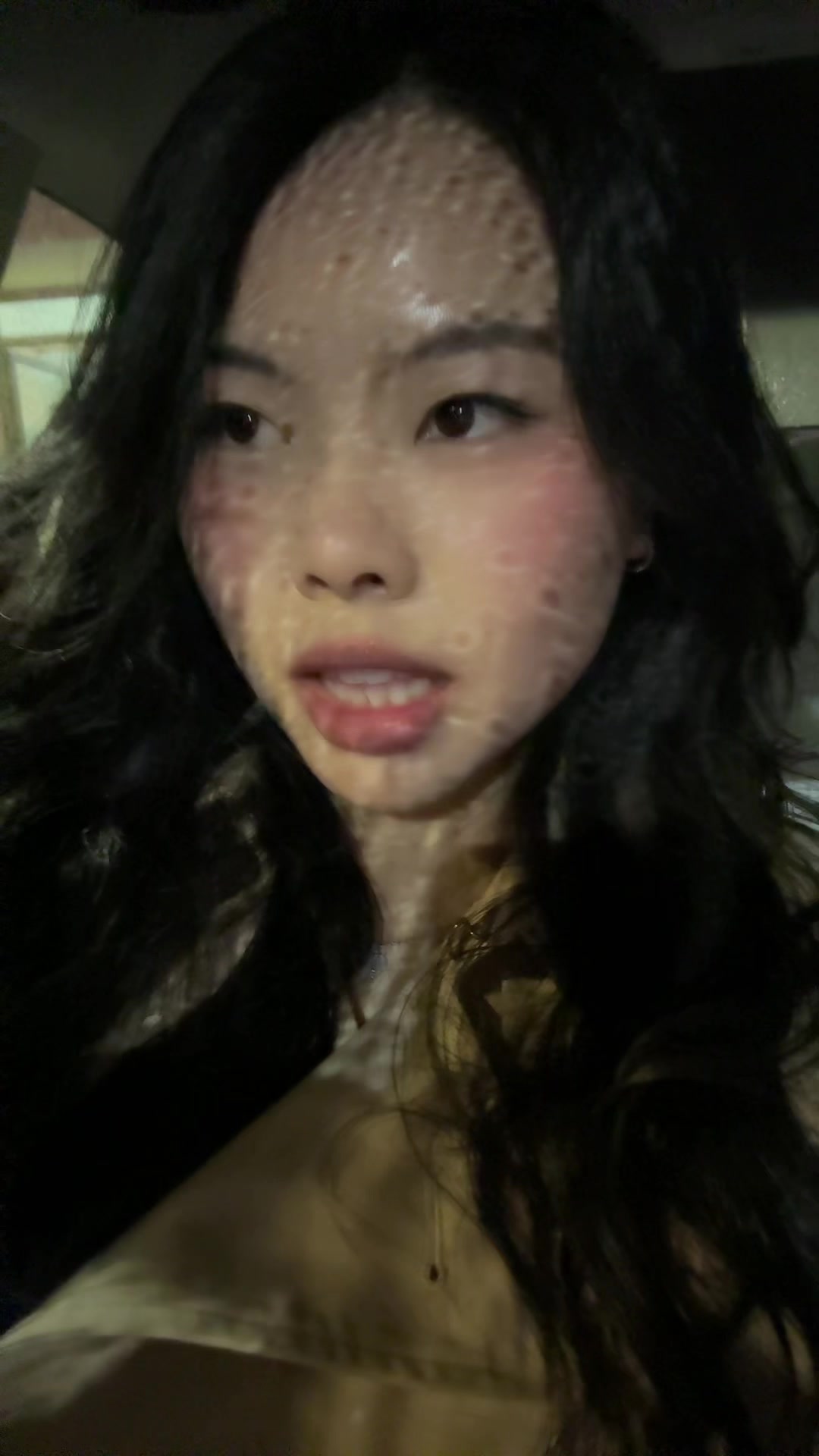 @meninawang