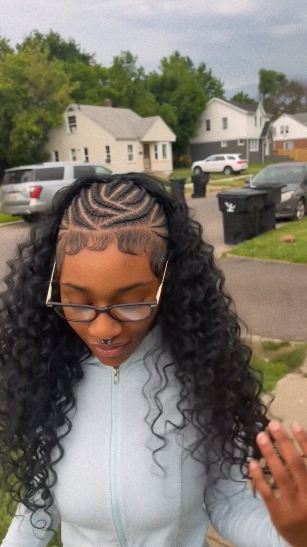 @_BigMoni