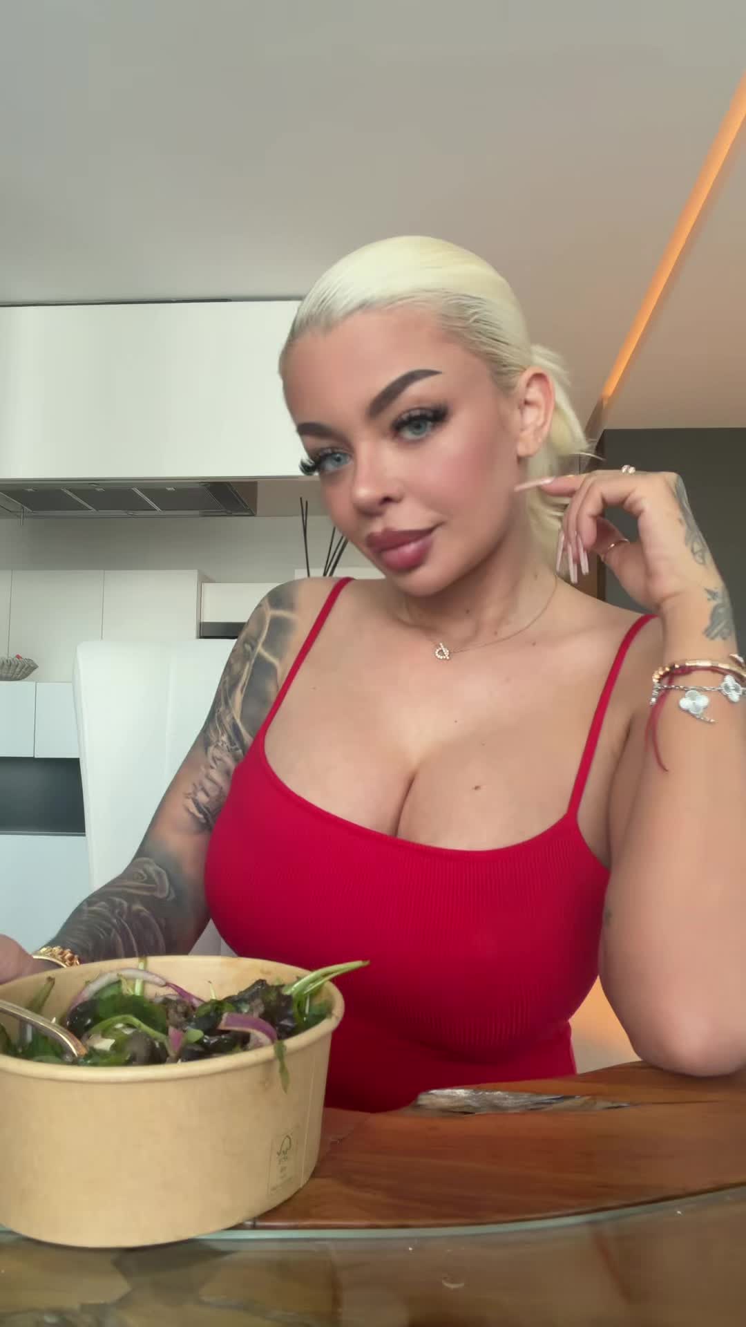 @KatjaKrasavice