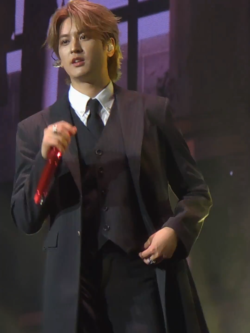 @Dellista_iKONIC