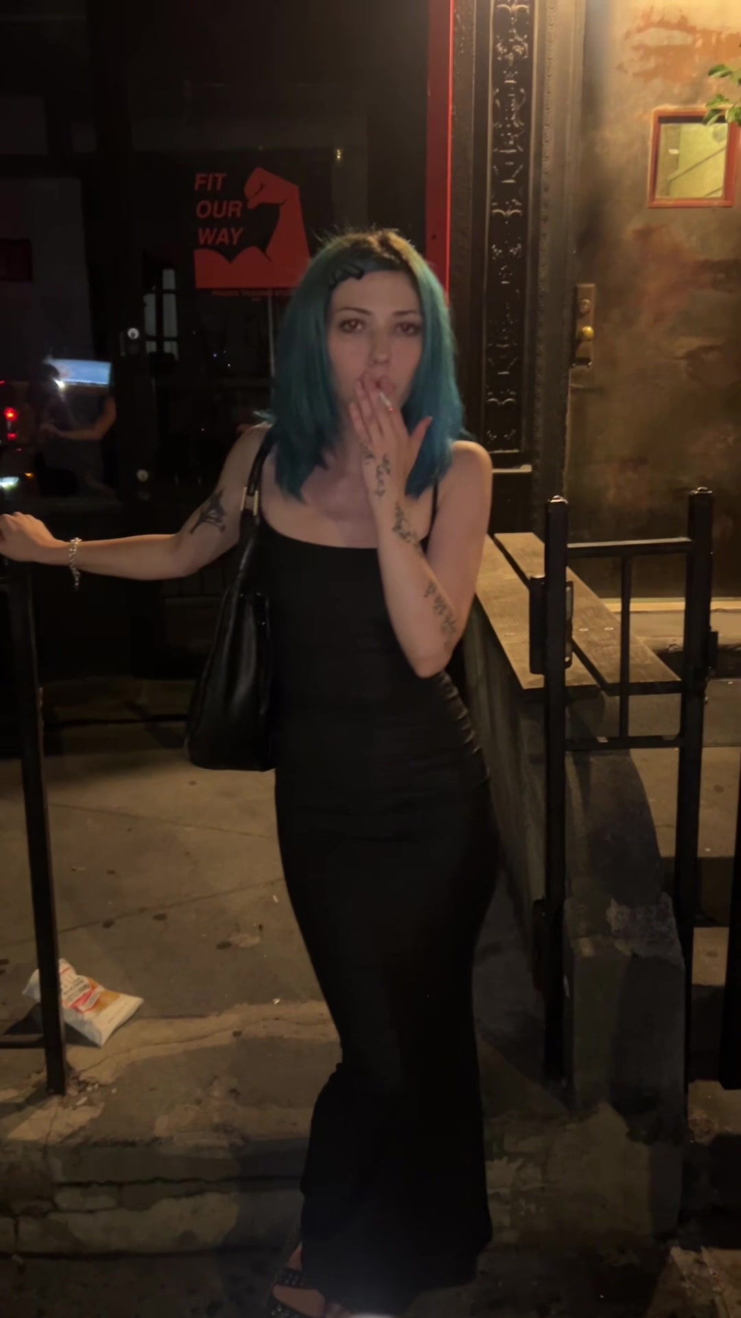 @Liv