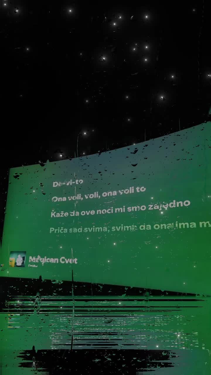 @👾