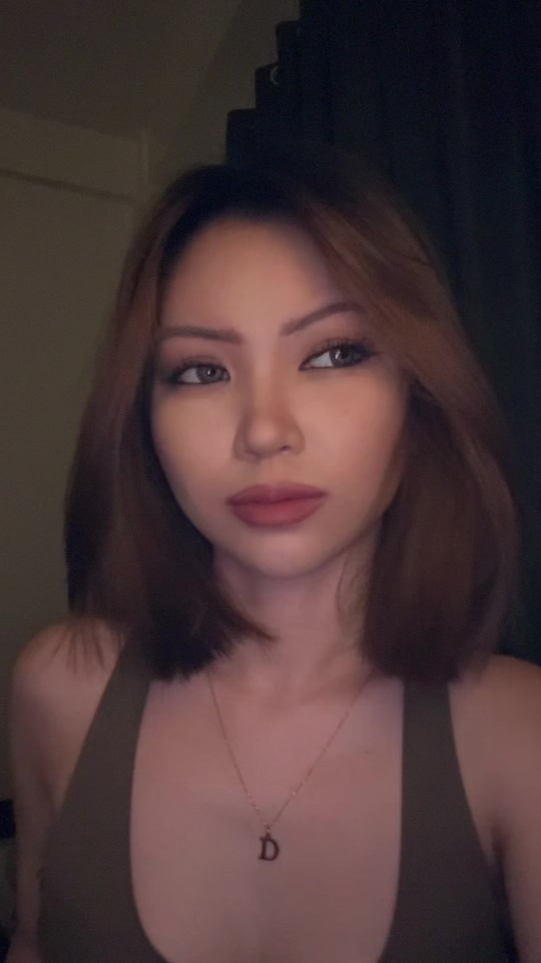 @dee