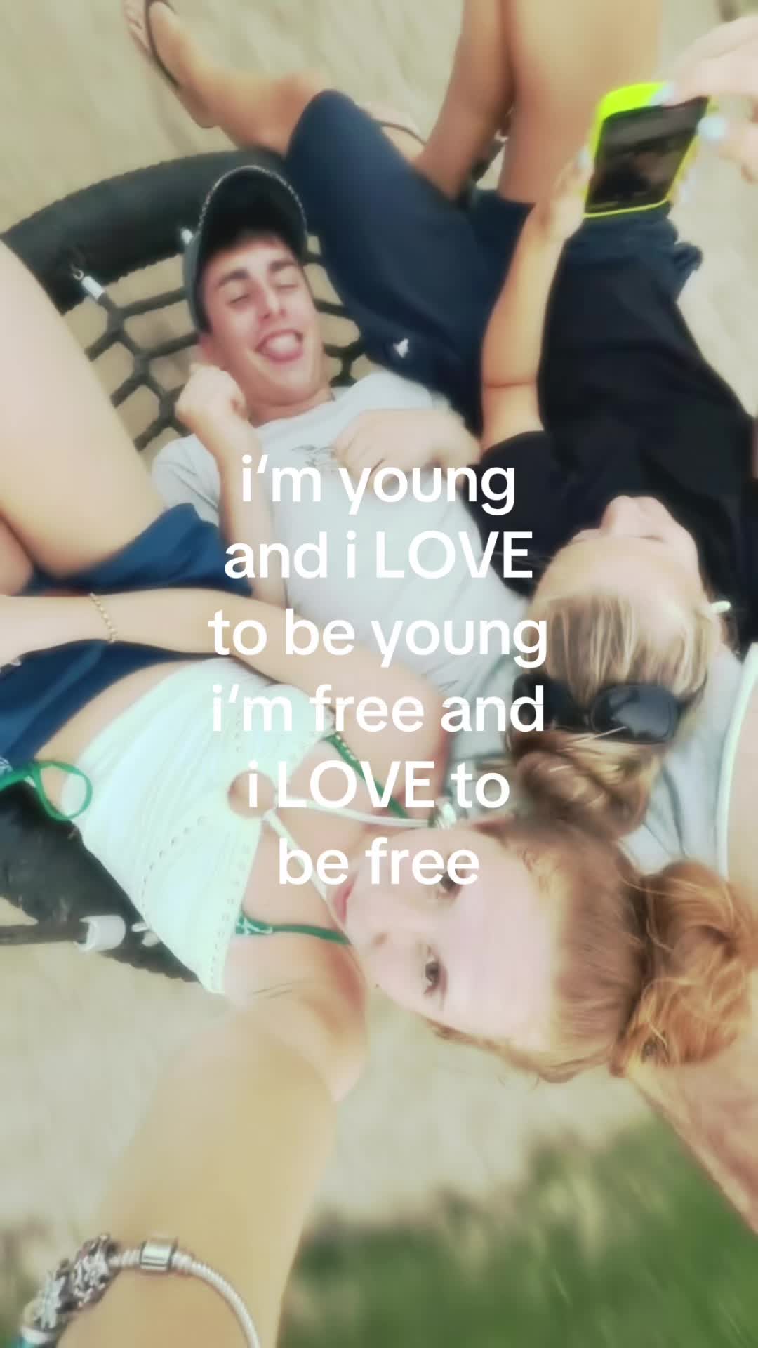 @_llisamariee