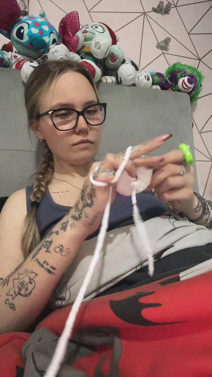 @Ez ๐๐