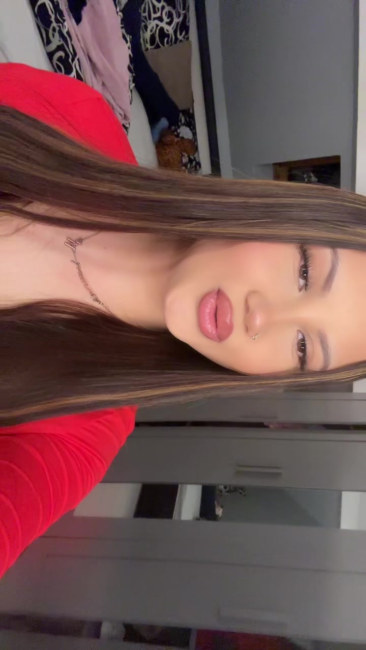 @Nazmije 🎎