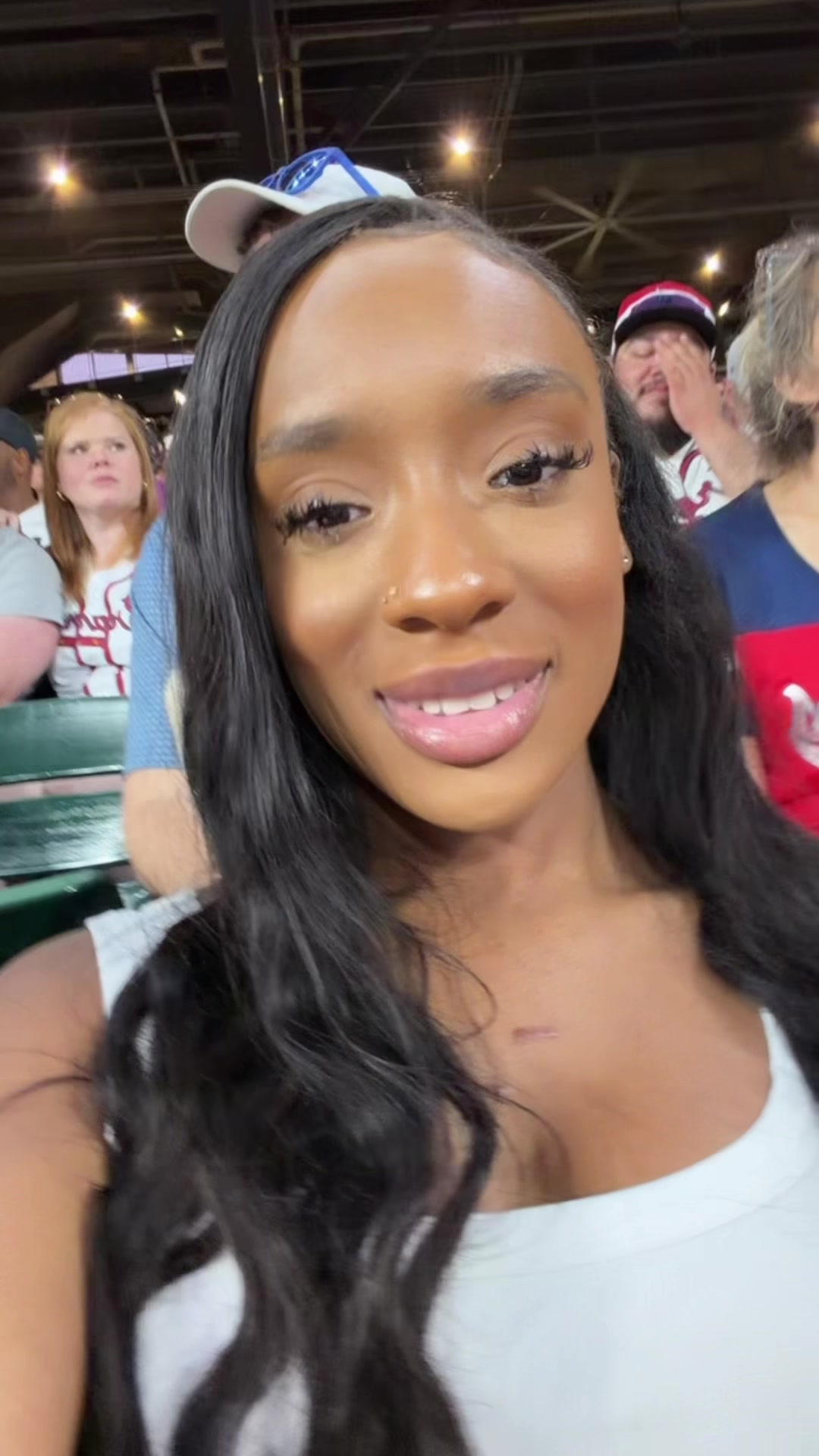 @riahnicole