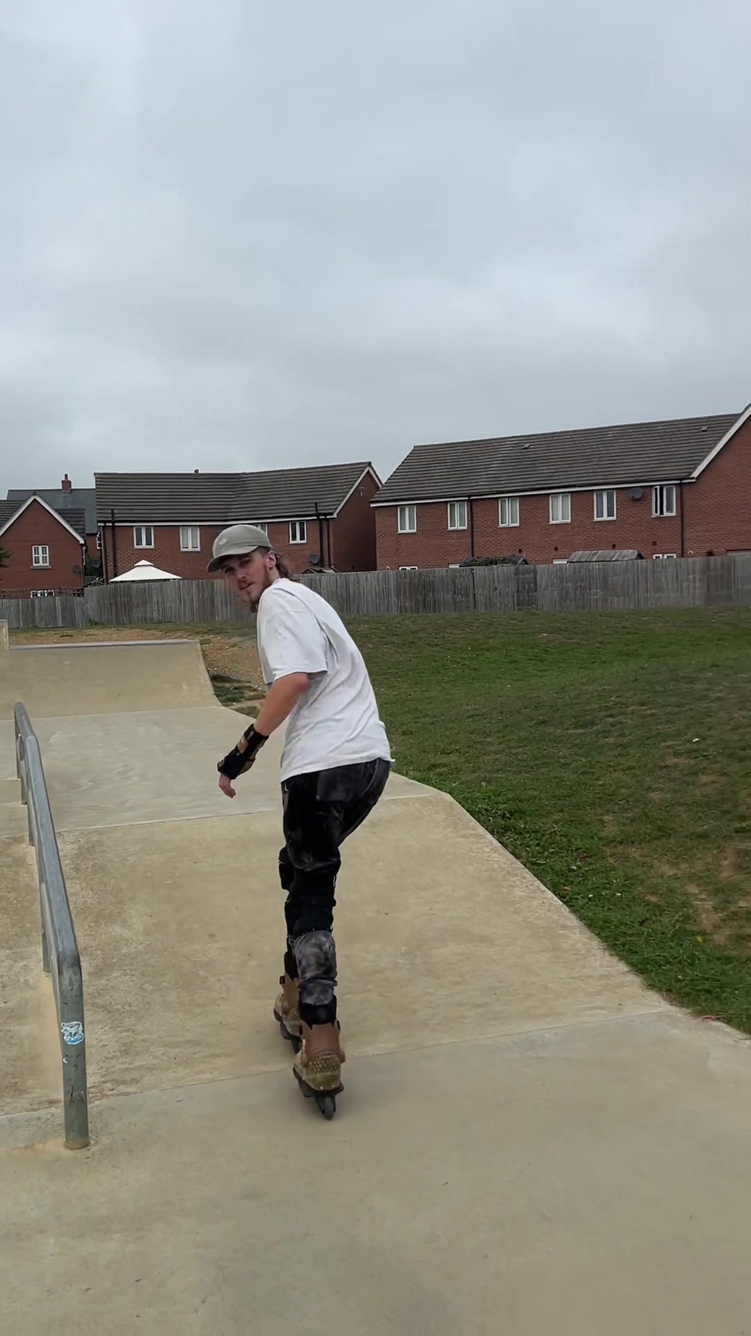 @Shredward_scissorhands_