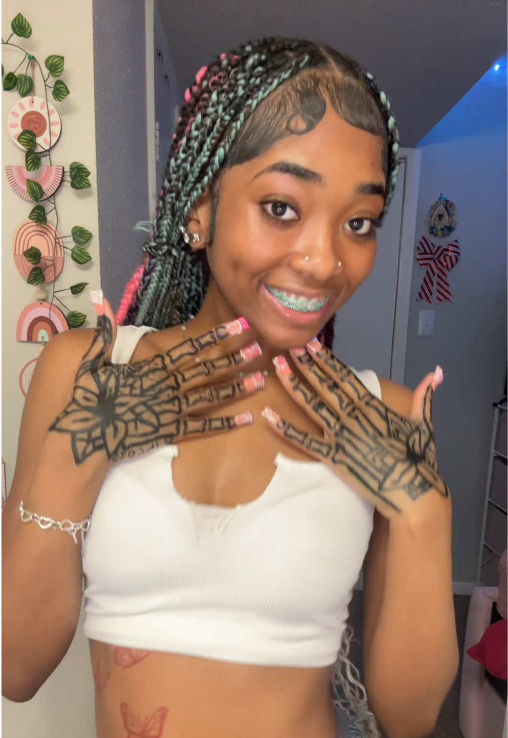 @rockoutlaay