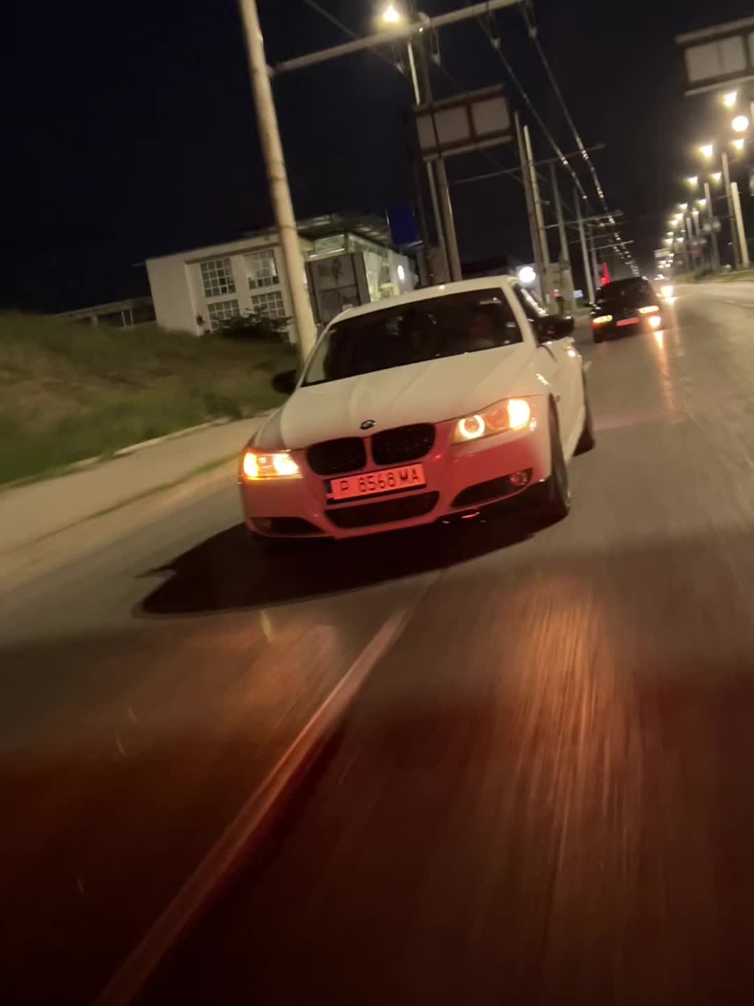 @n.mollov.e39
