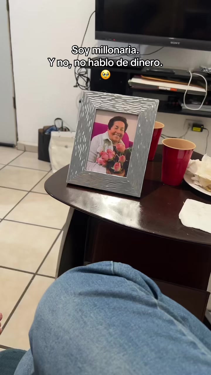 @Crishia Mejía