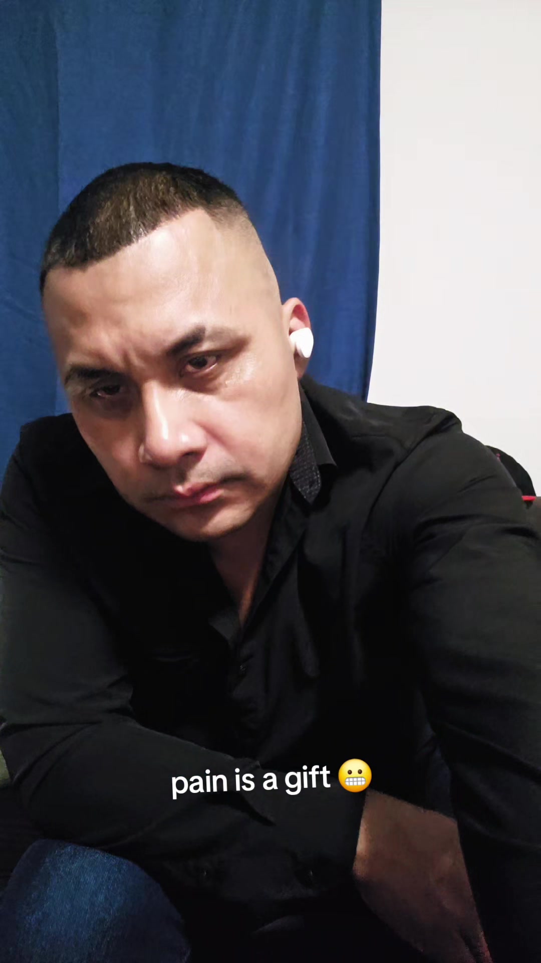 @3lbellodurmiente
