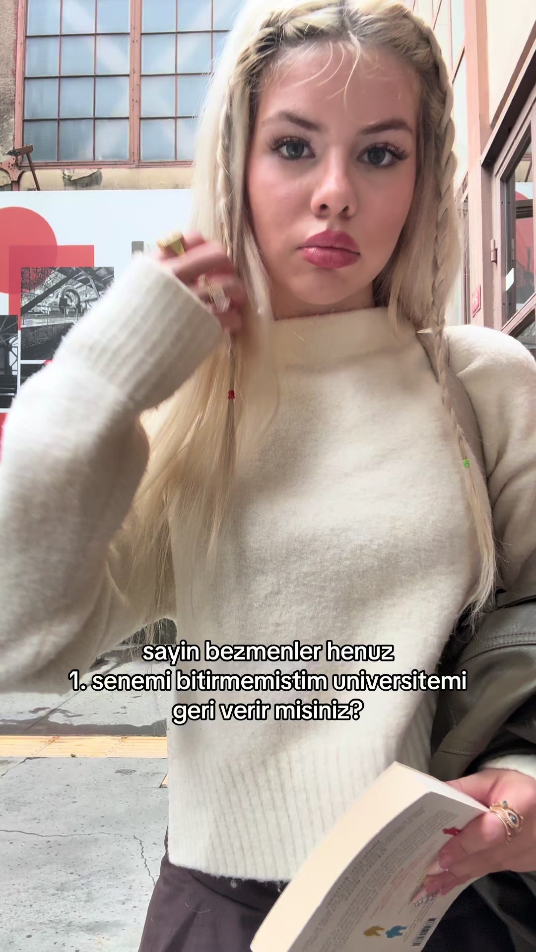 @elay