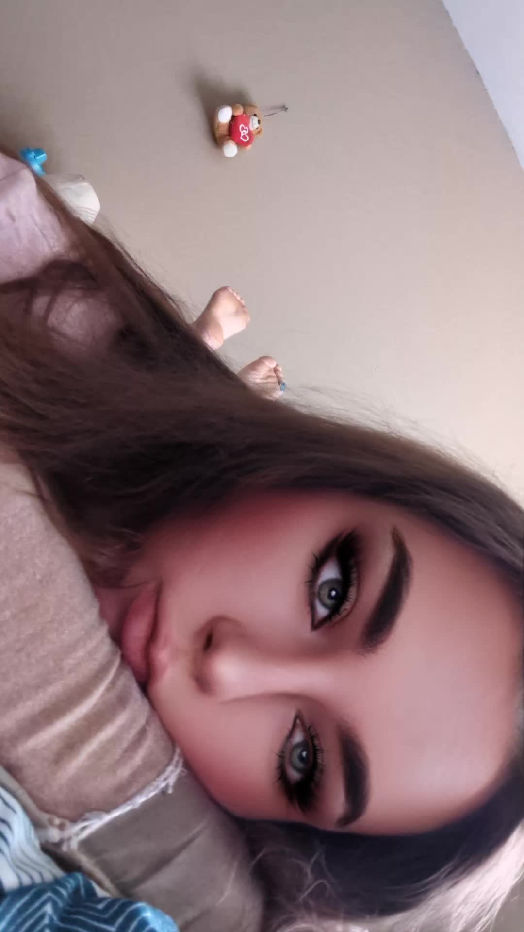 @🥀