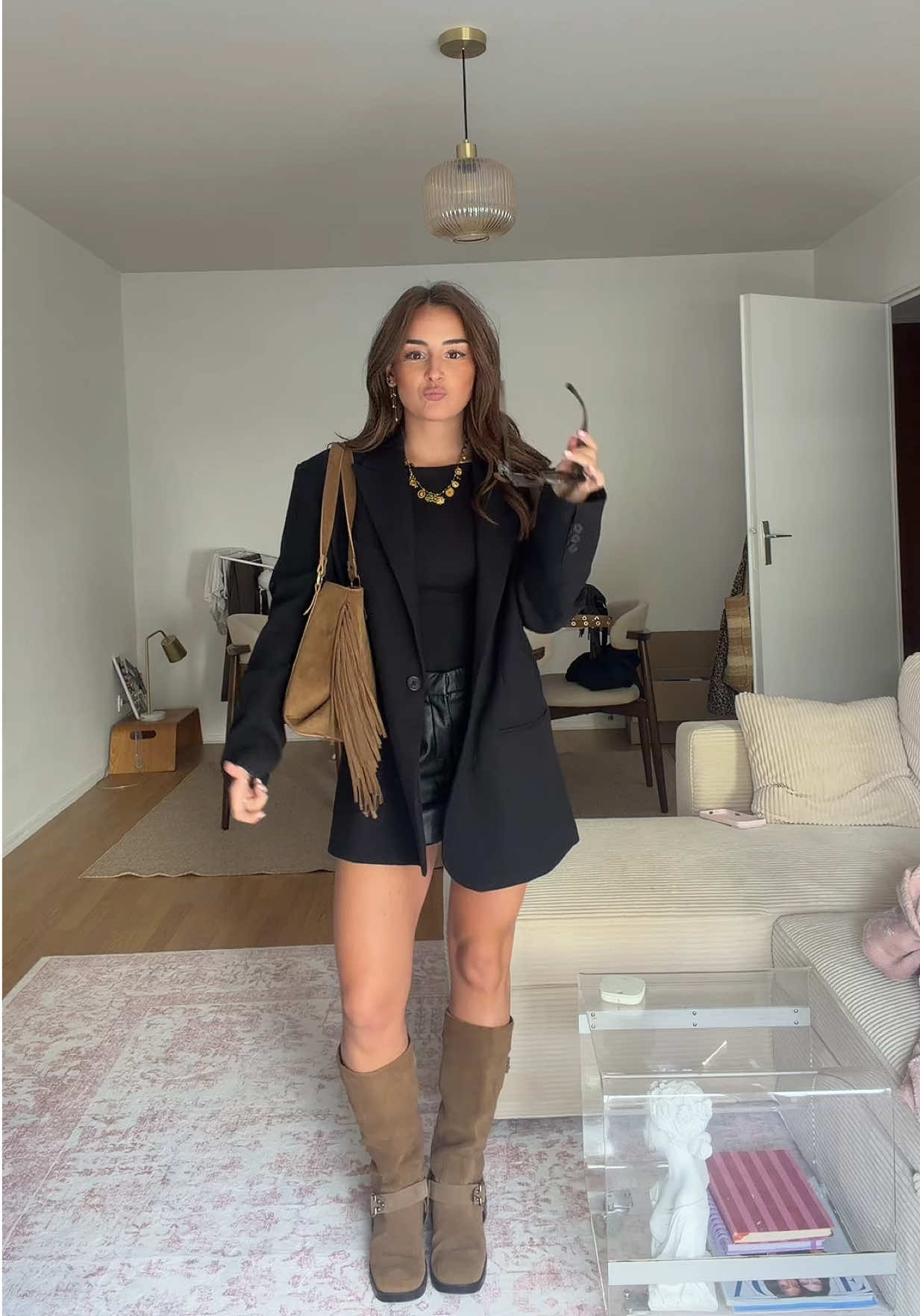 @Eléna