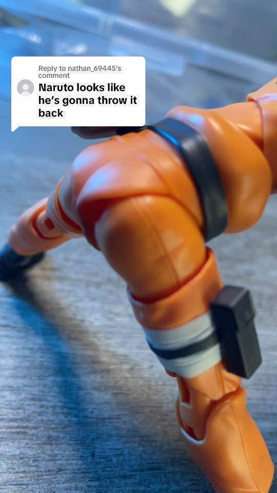 @Posing_action_figures