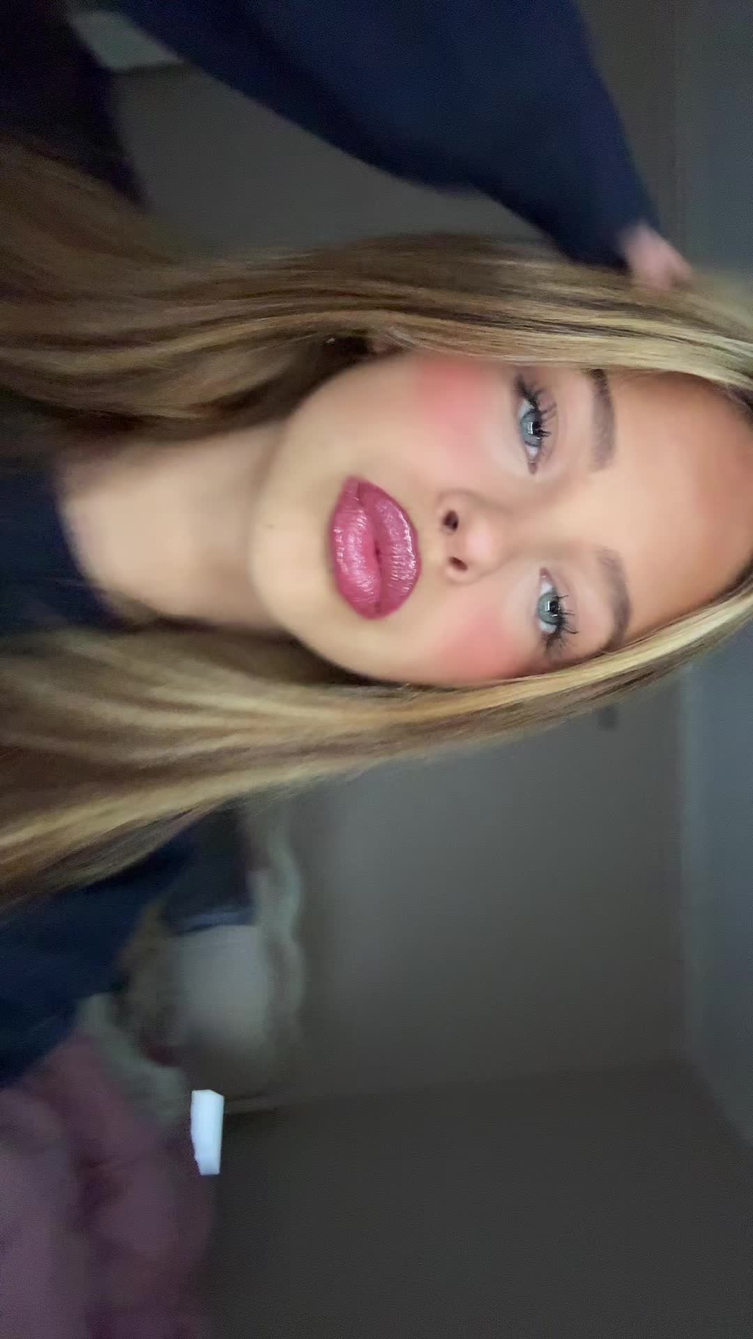 @OLIVIA