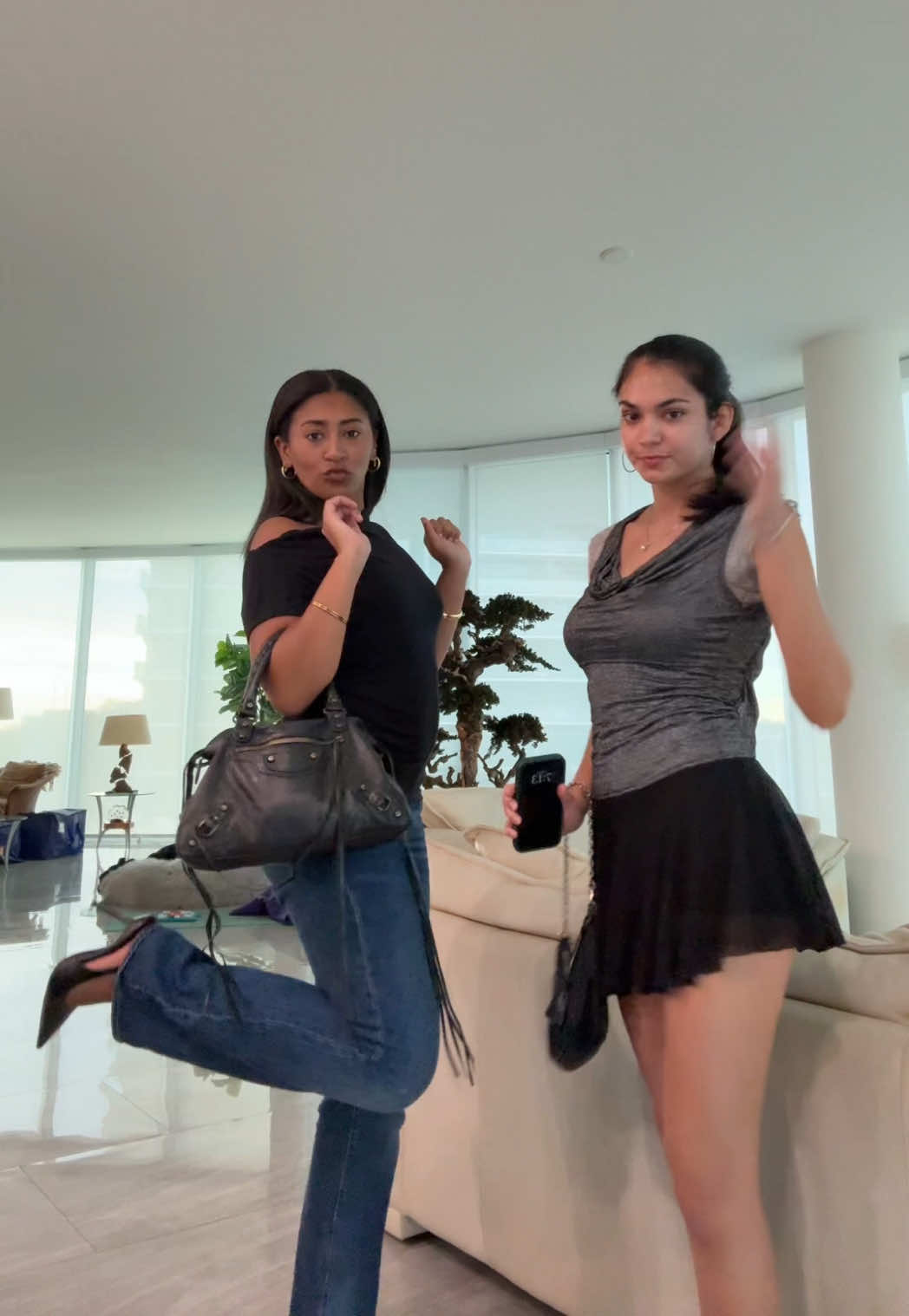 @kamora