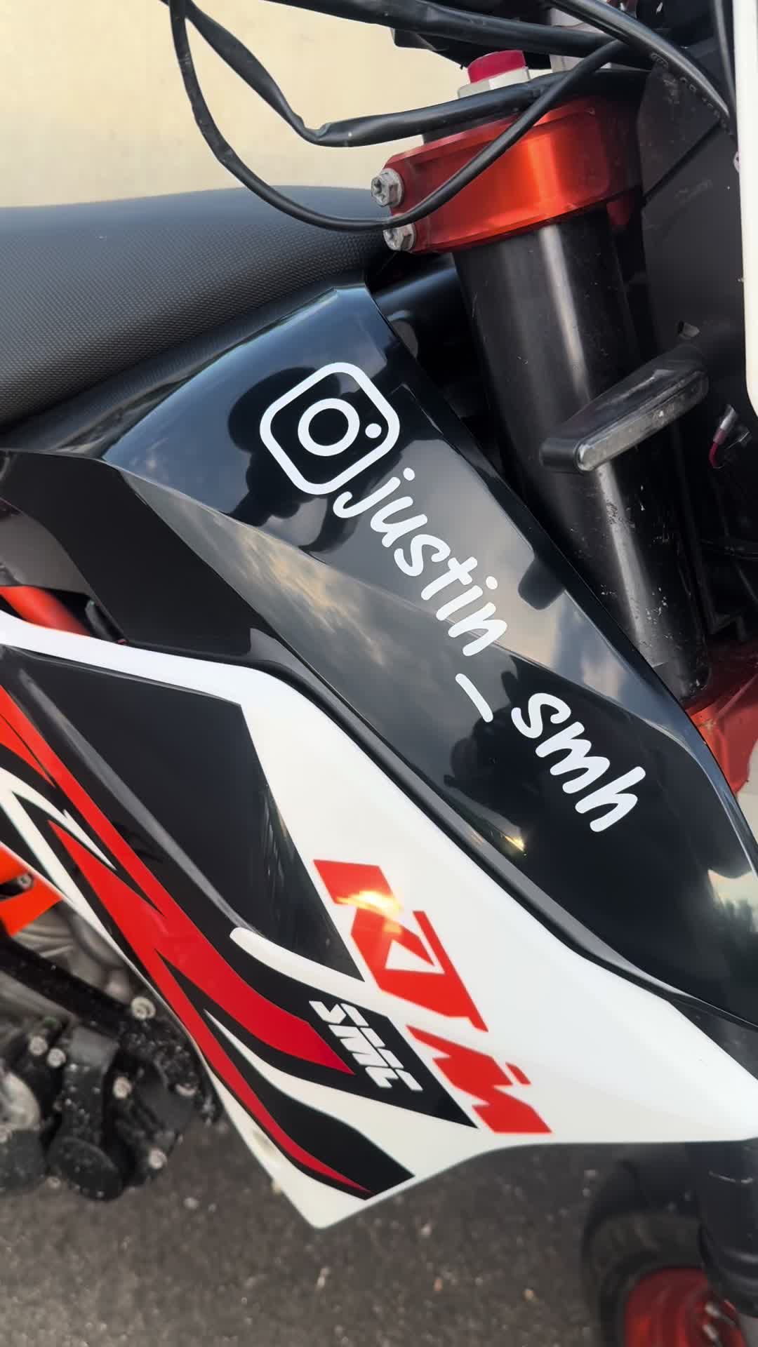 @JUSTIN 🇩🇪 | SUPERMOTO