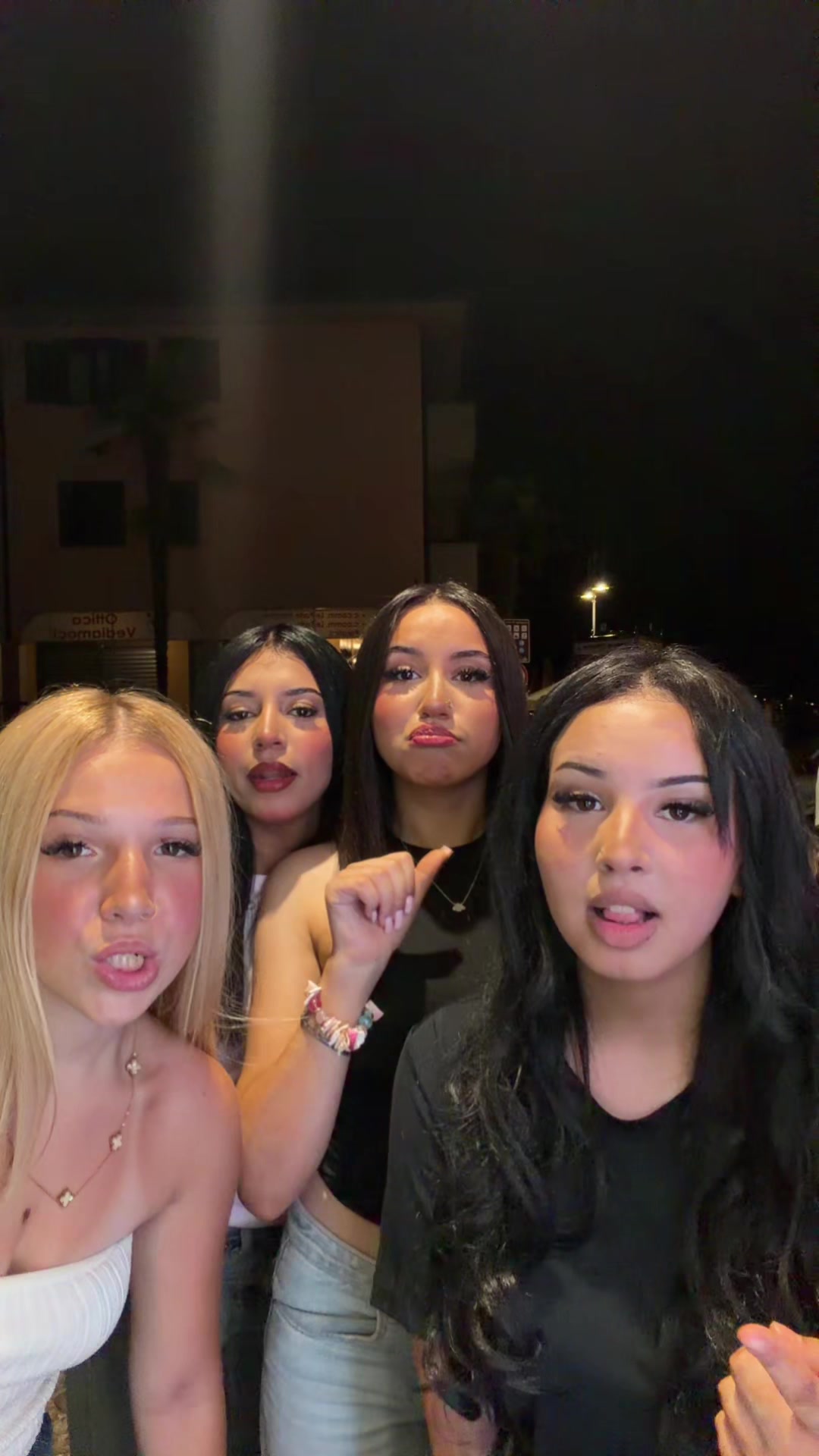 @𝓜 💋