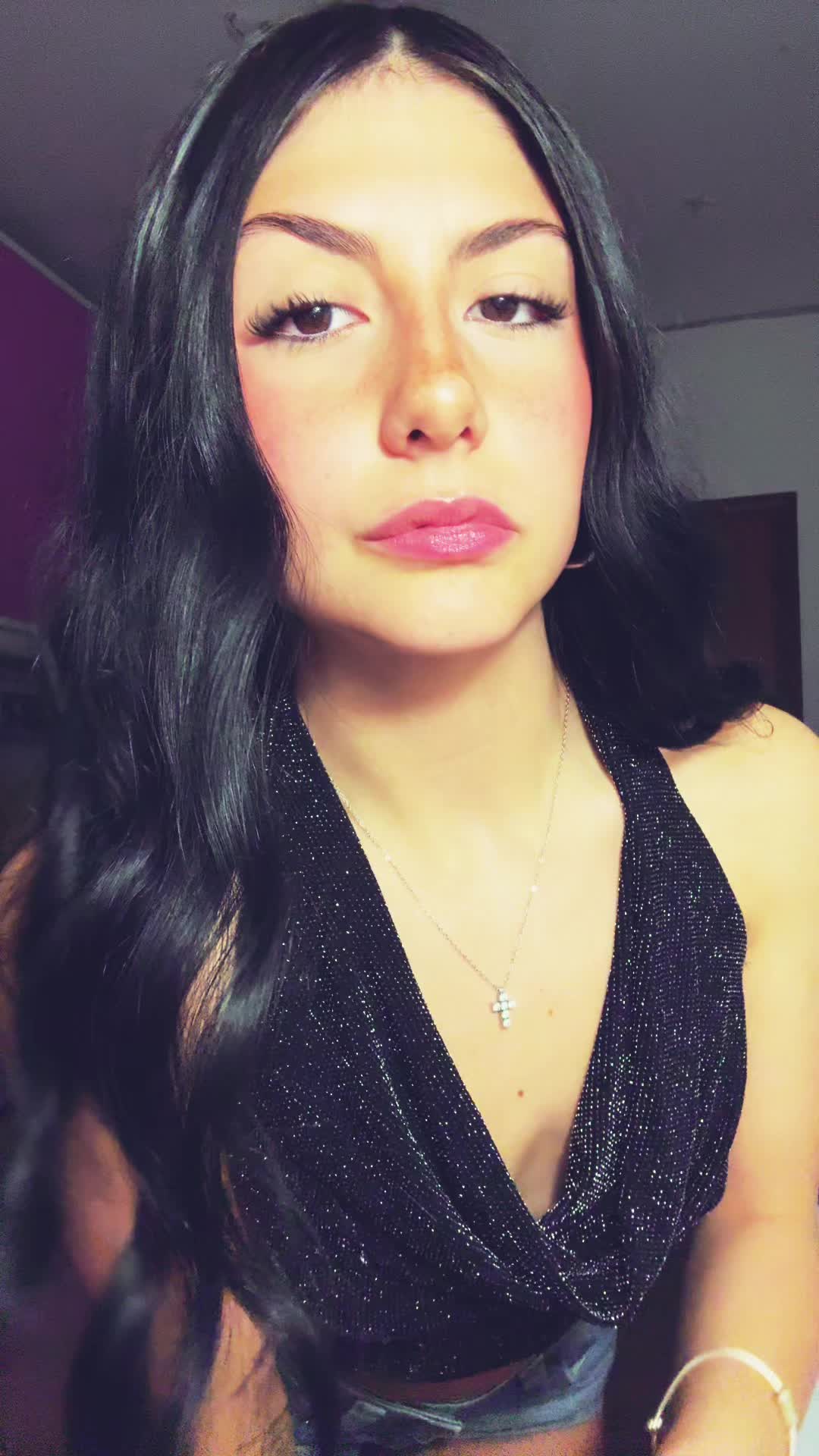 @𝑪 𝑨 𝑹 𝑶 𝑳 🌸