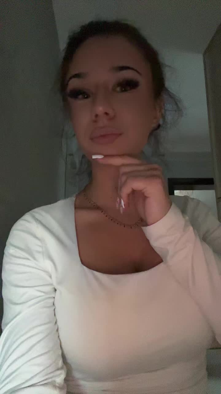 @𝓐𝓭𝓮𝓵𝓵𝓮