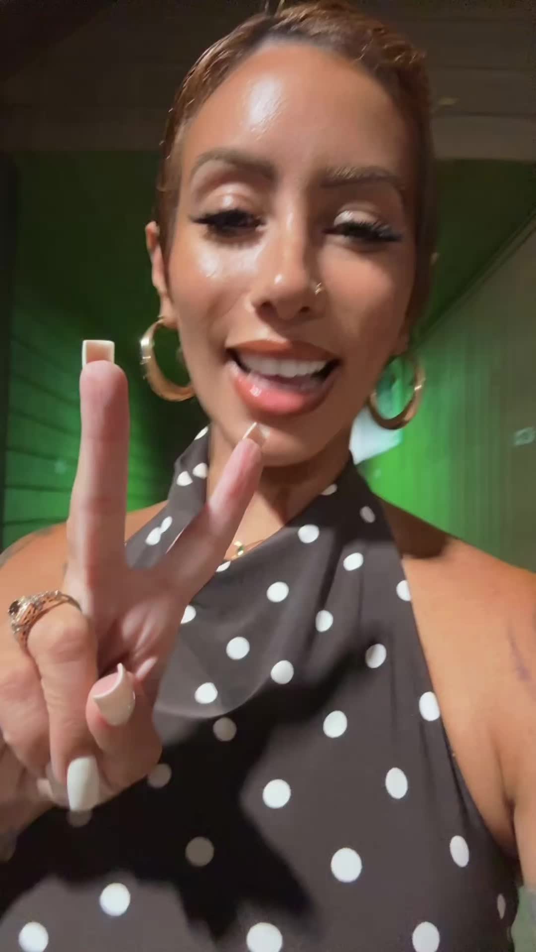 @AlexisthatFox