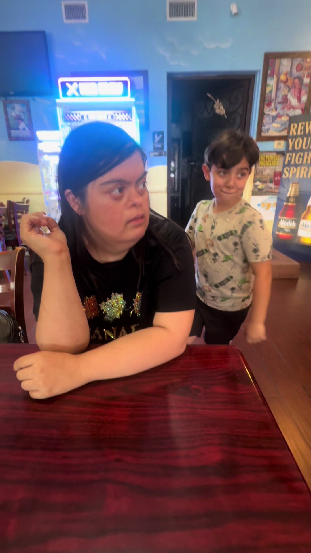 @JESSICA y ALICIA  OFFICiAL