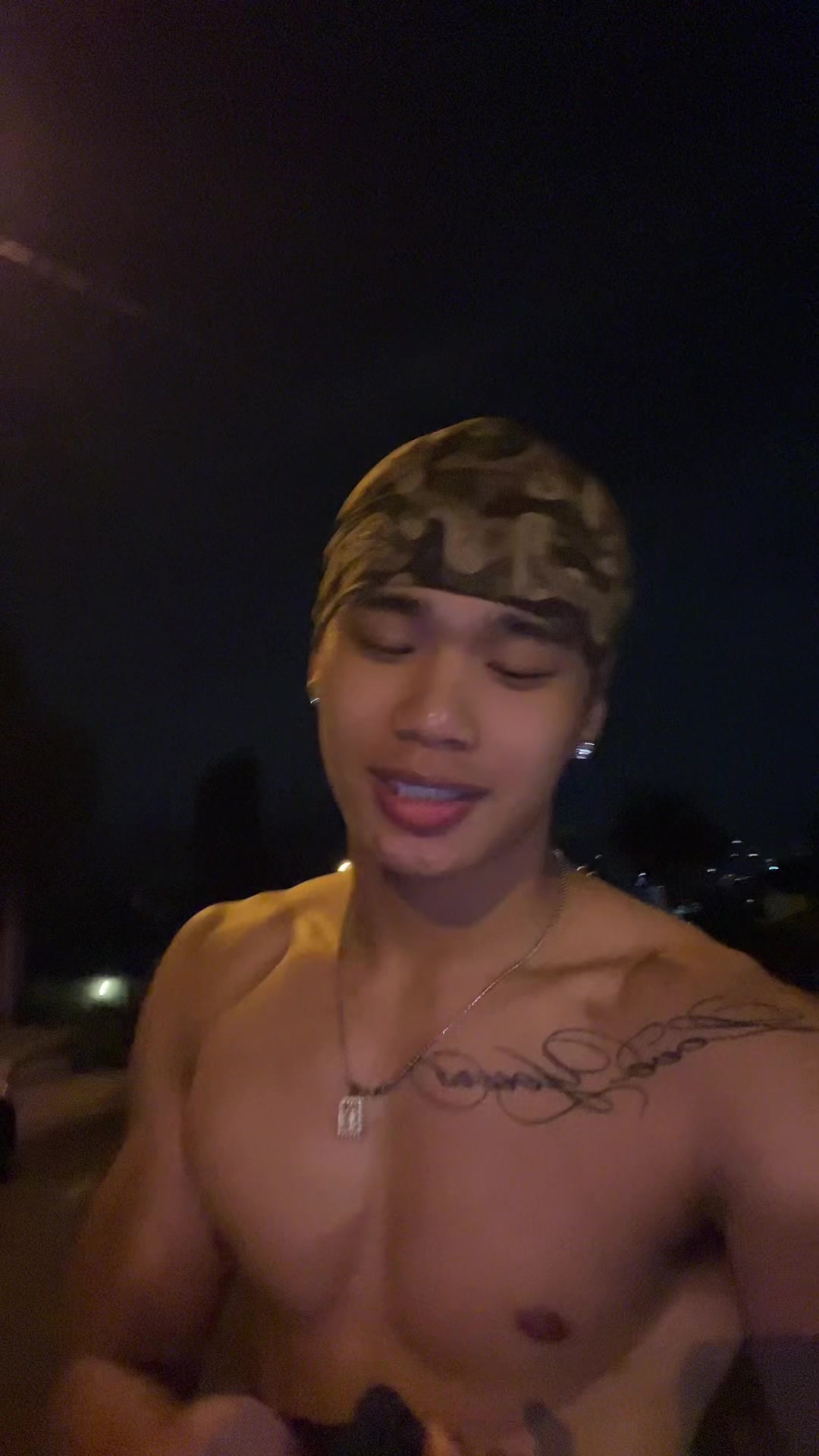 @jayNextDoor