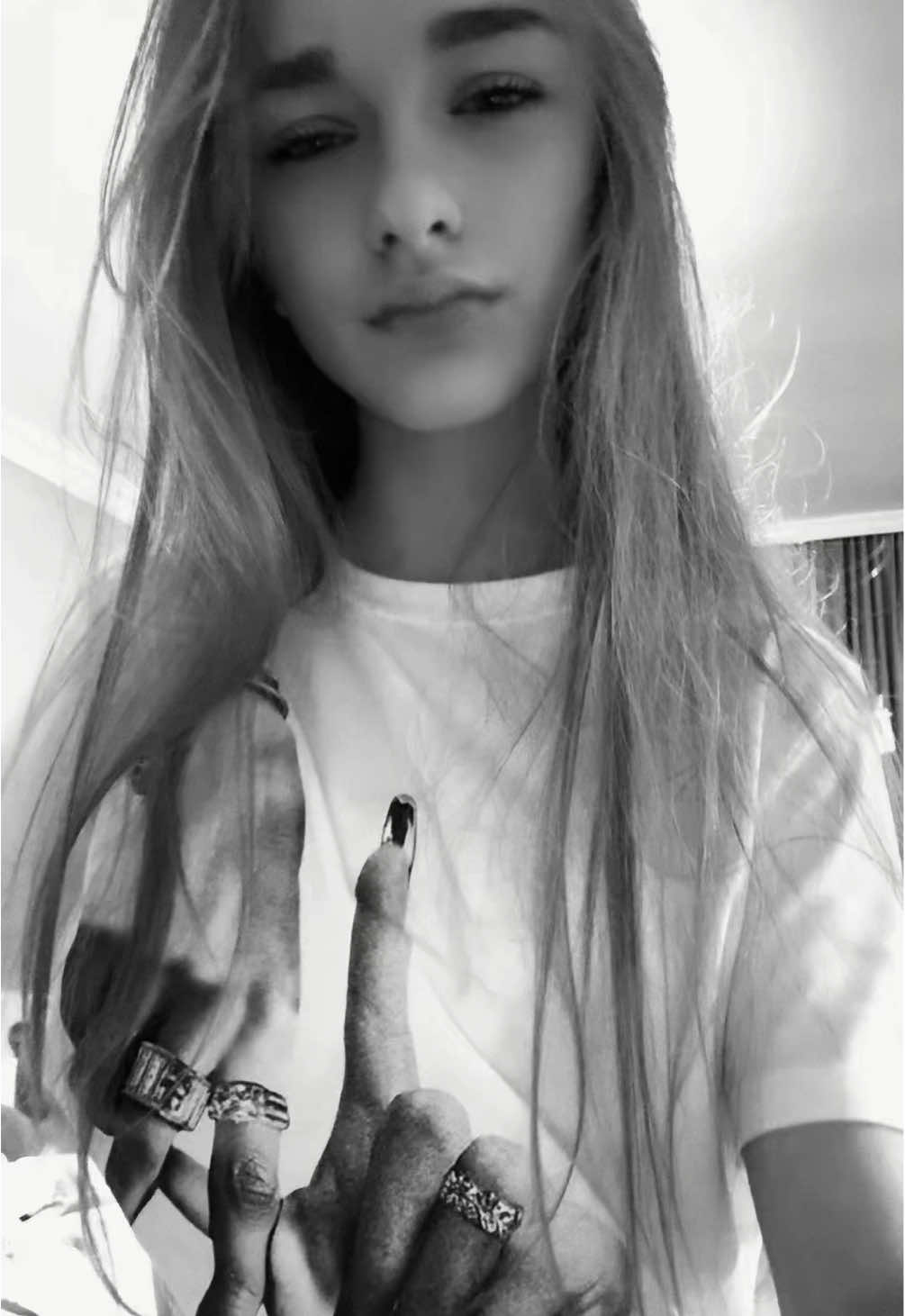 @𝑨𝒏𝒚𝒂