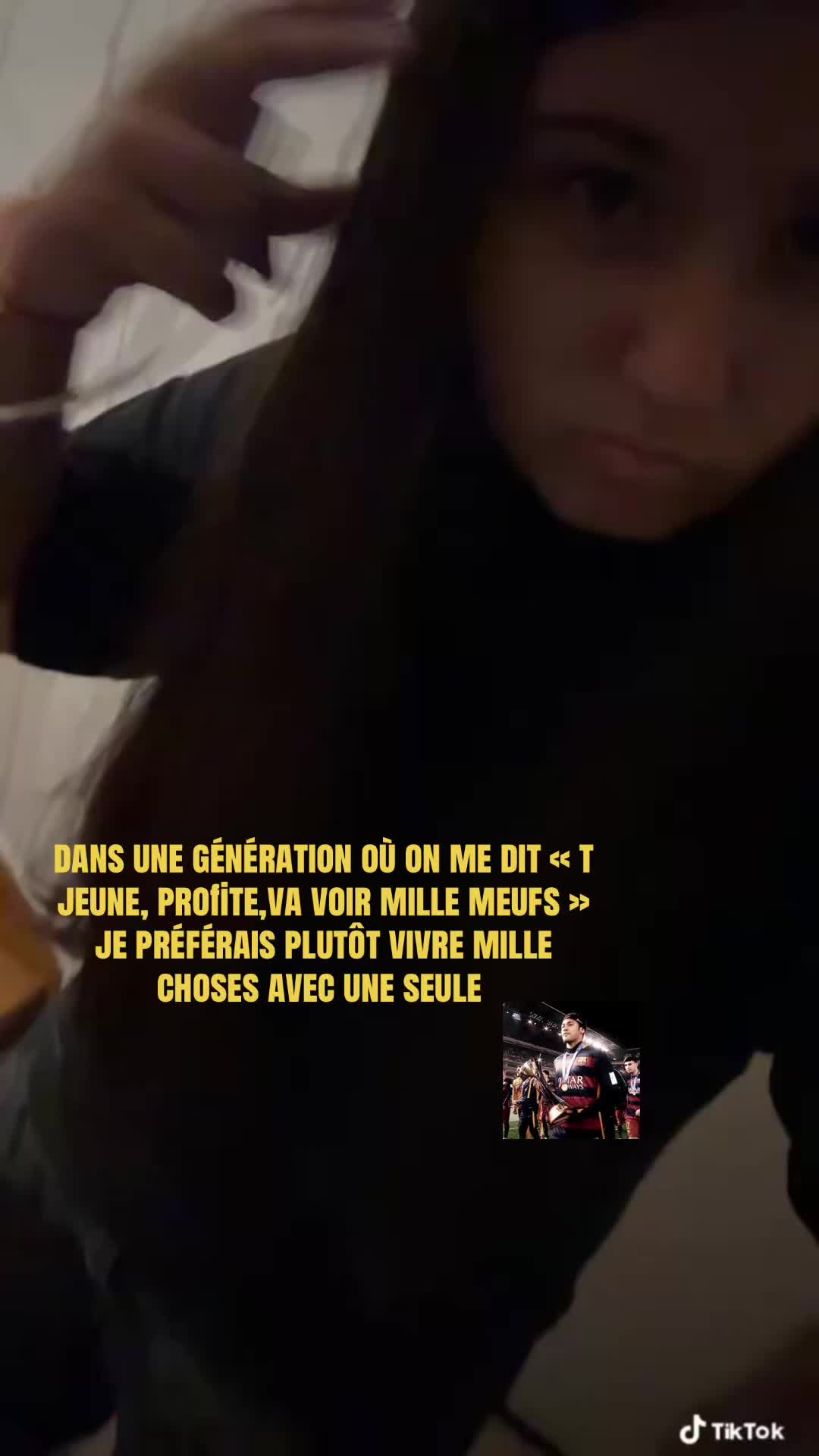@👩🏽❤️💋👩🏽