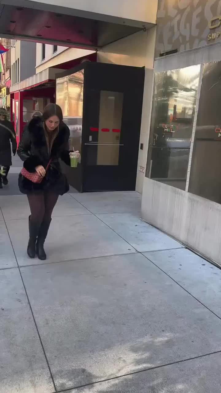 @Scarlett_Price