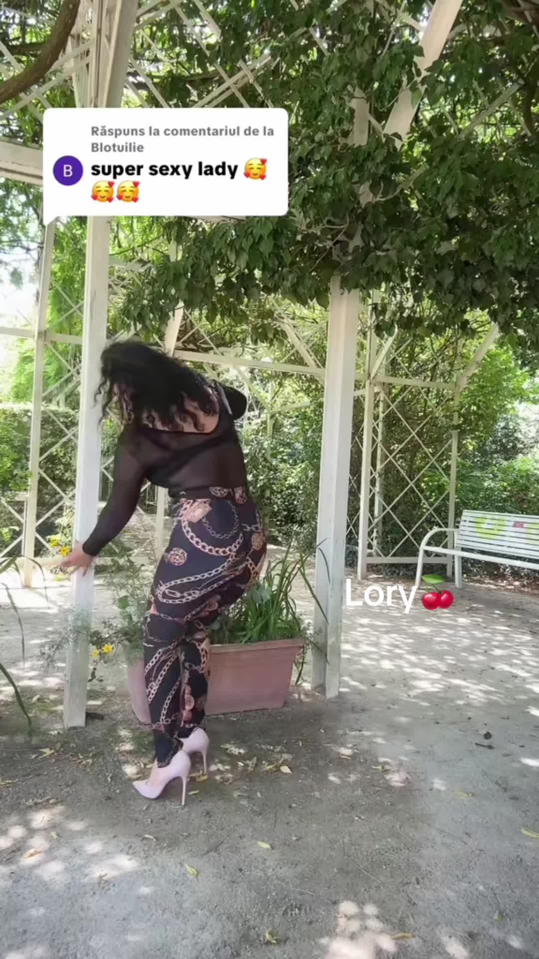 @justsellory