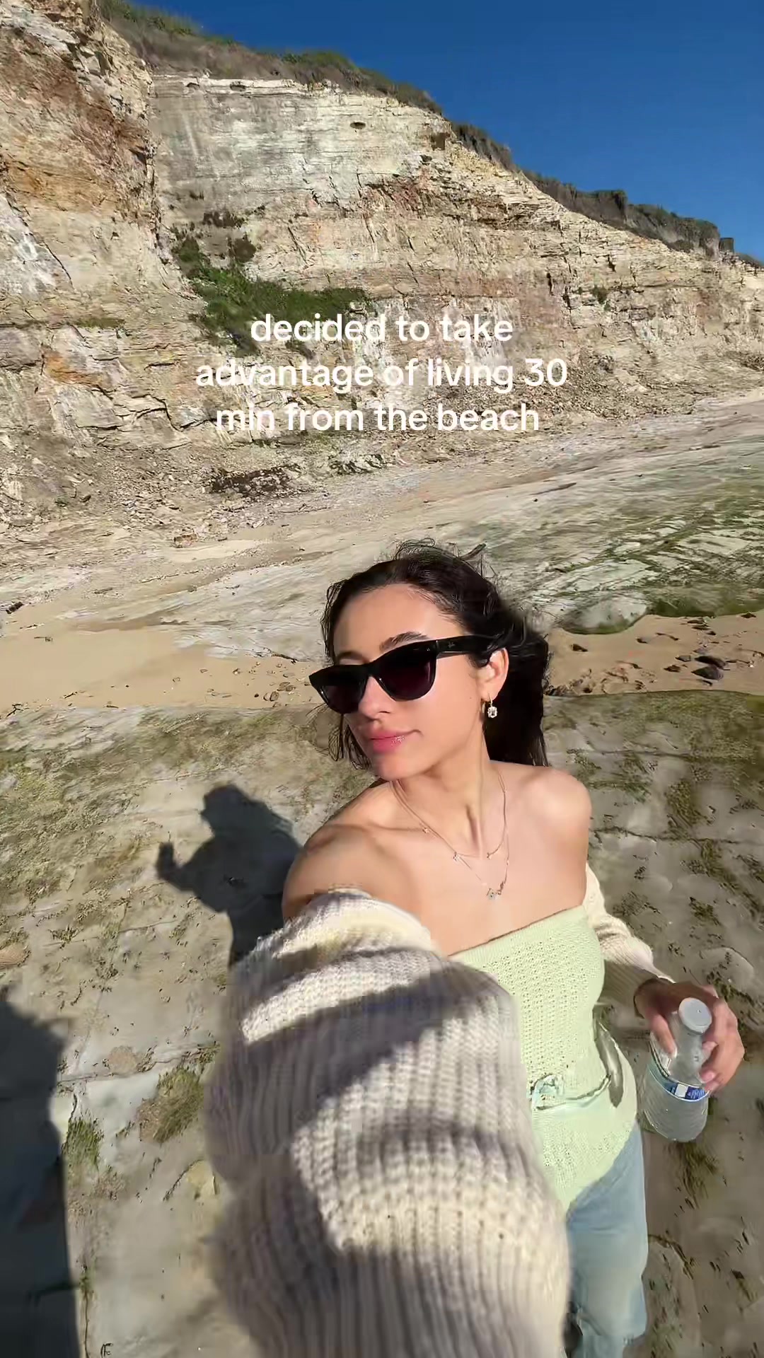 @Bella