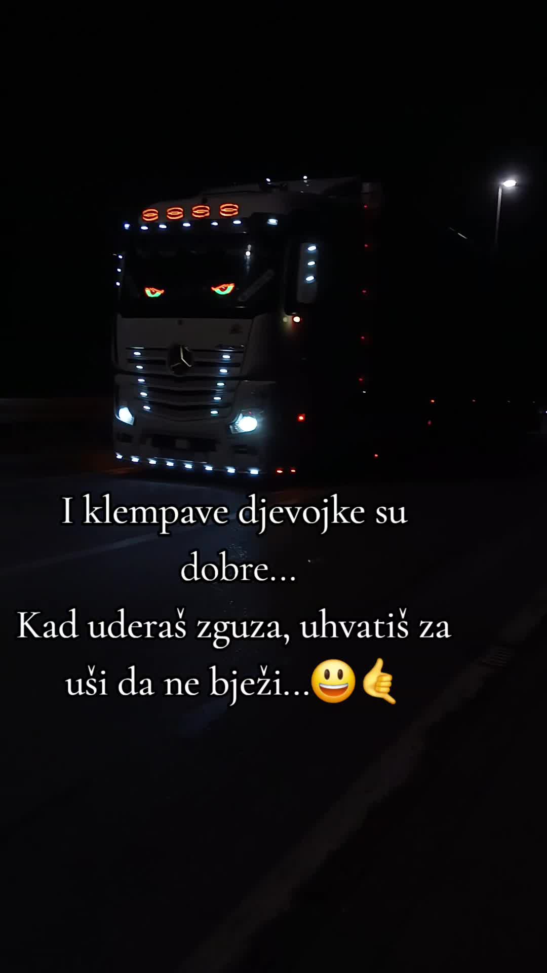 @&Scaron;meker ✌️✌