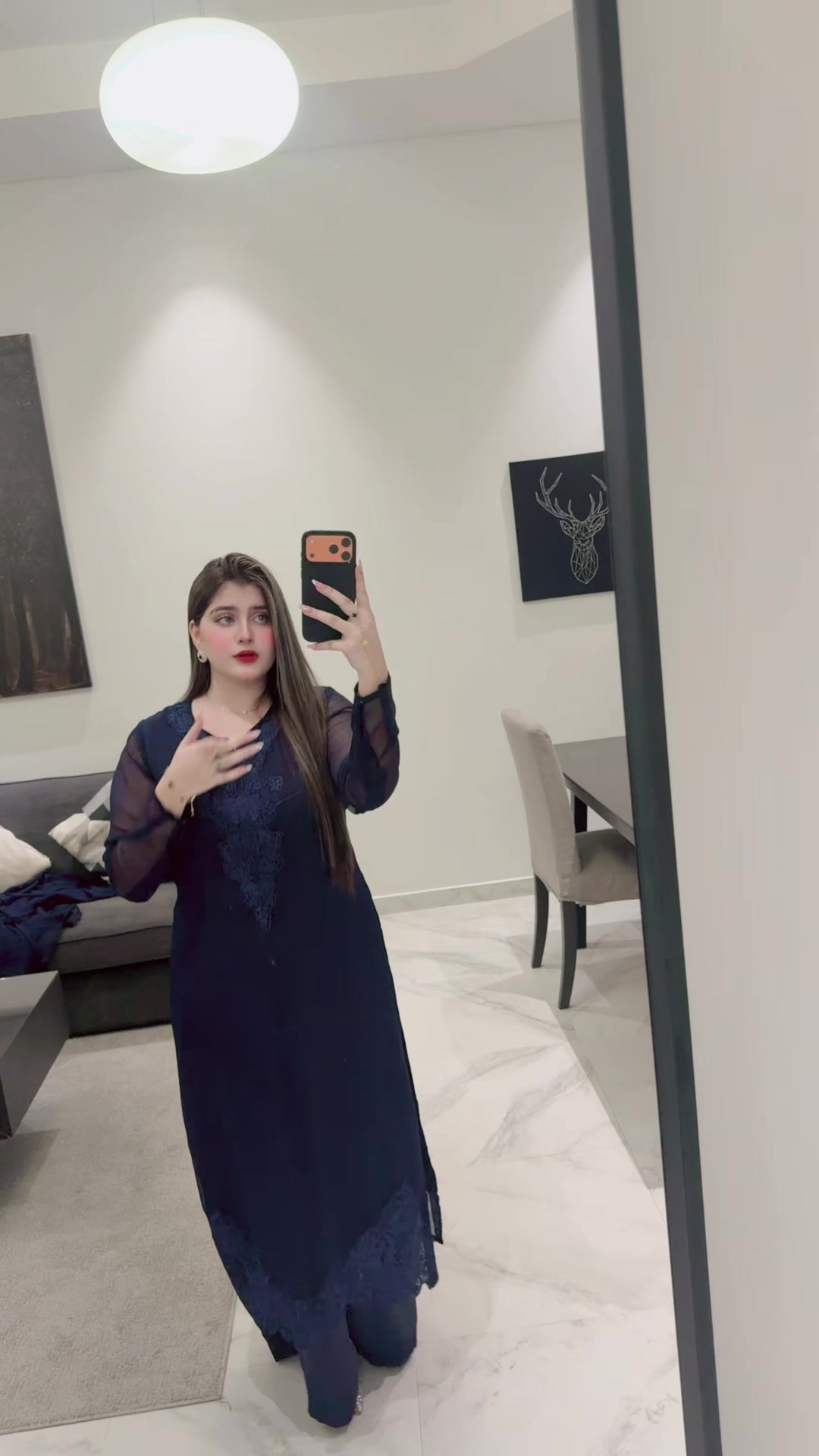 @Amna butt🌺