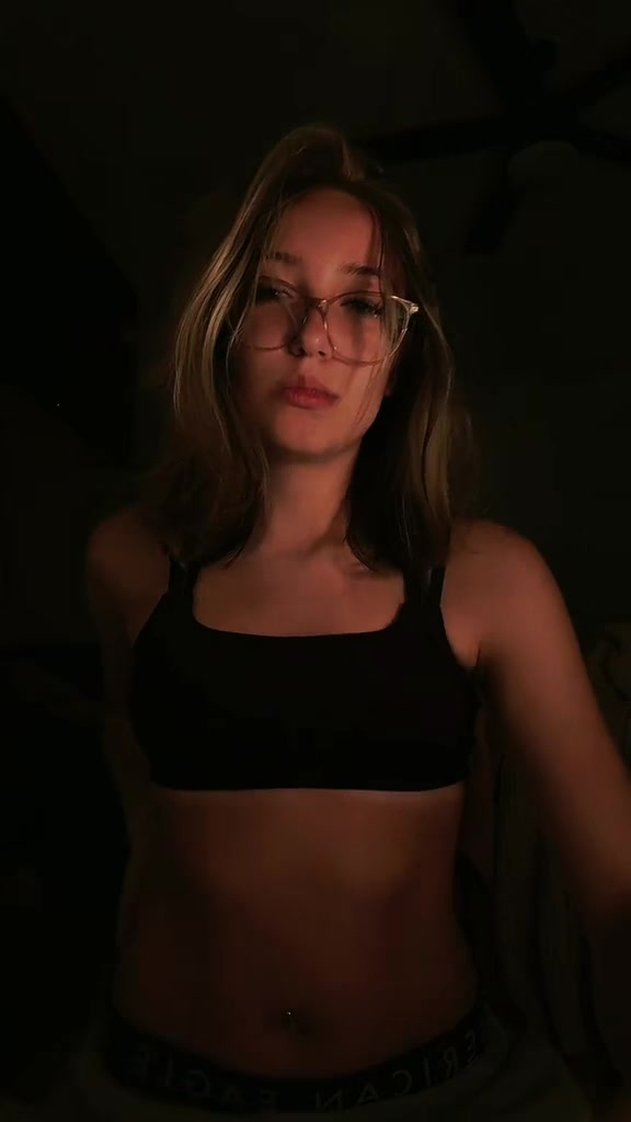 @glitteryunicornpuhh