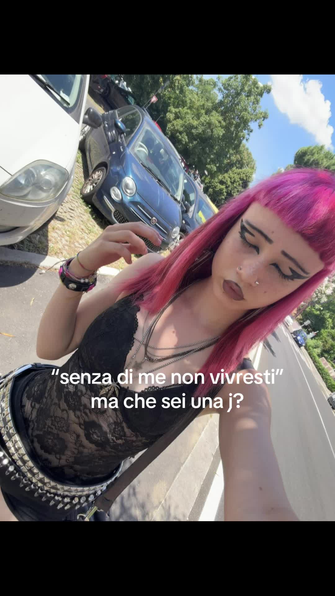 @♰lili♰