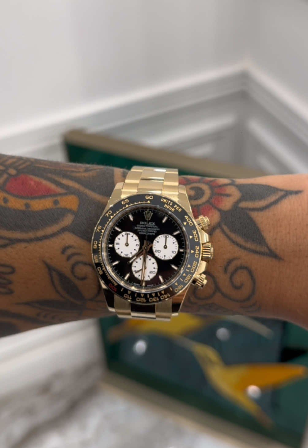 @E.G_WATCH